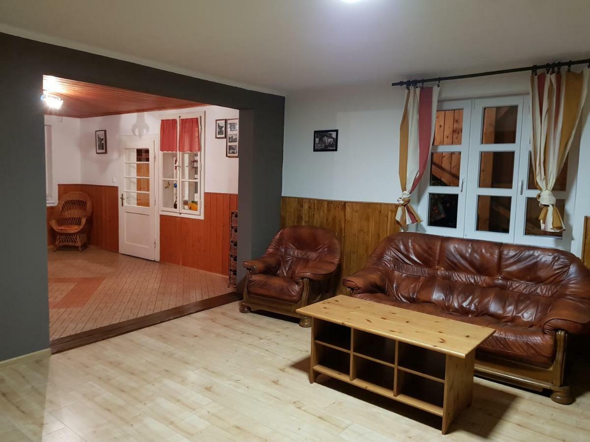 Drevenica Spanka Spania Dolina Bagian luar foto